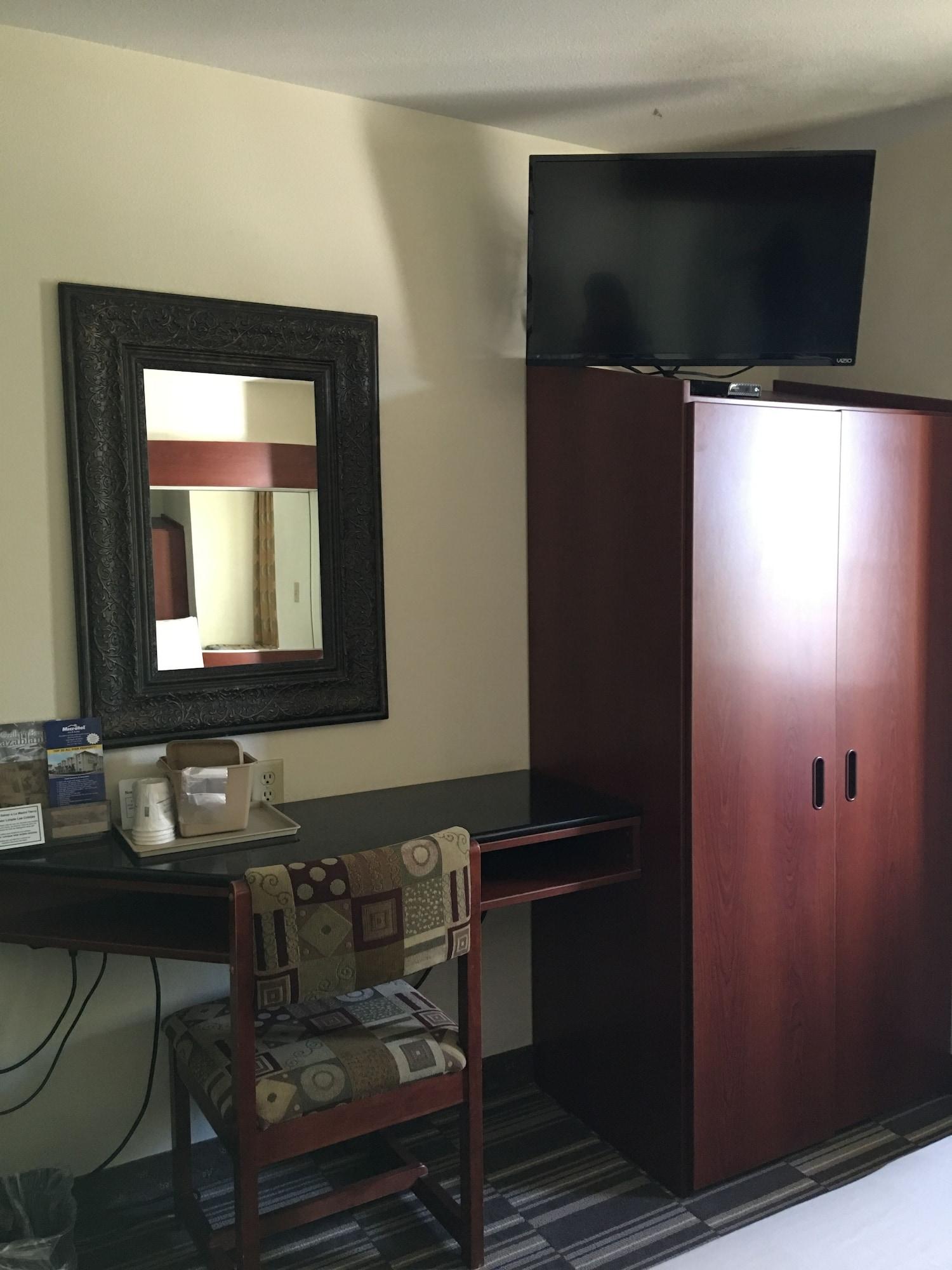 Microtel Inn & Suites By Wyndham Indianapolis Airport Eksteriør bilde