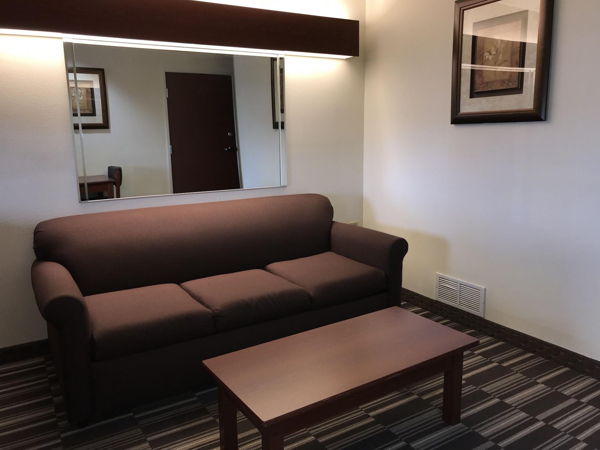 Microtel Inn & Suites By Wyndham Indianapolis Airport Eksteriør bilde