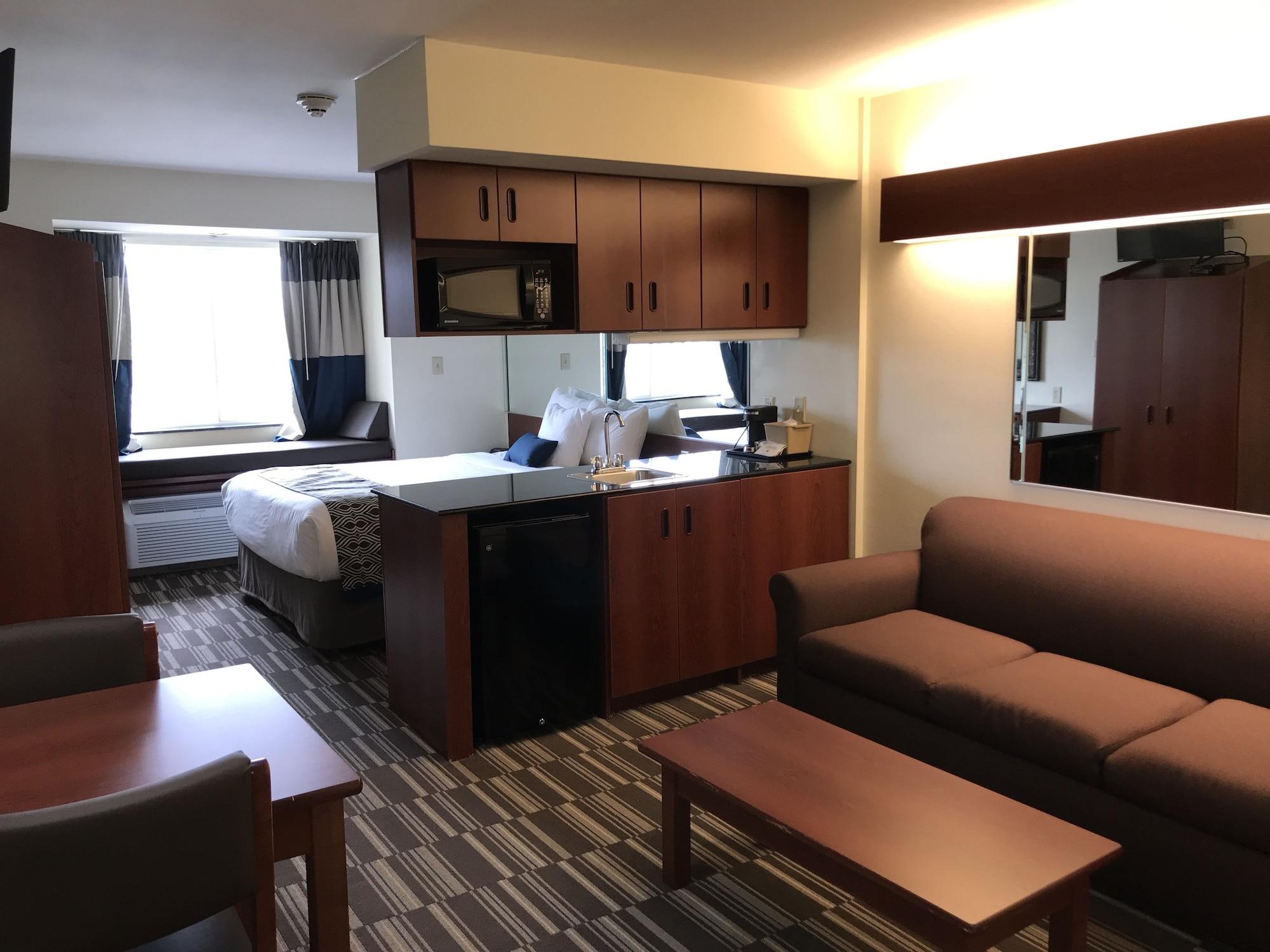 Microtel Inn & Suites By Wyndham Indianapolis Airport Eksteriør bilde