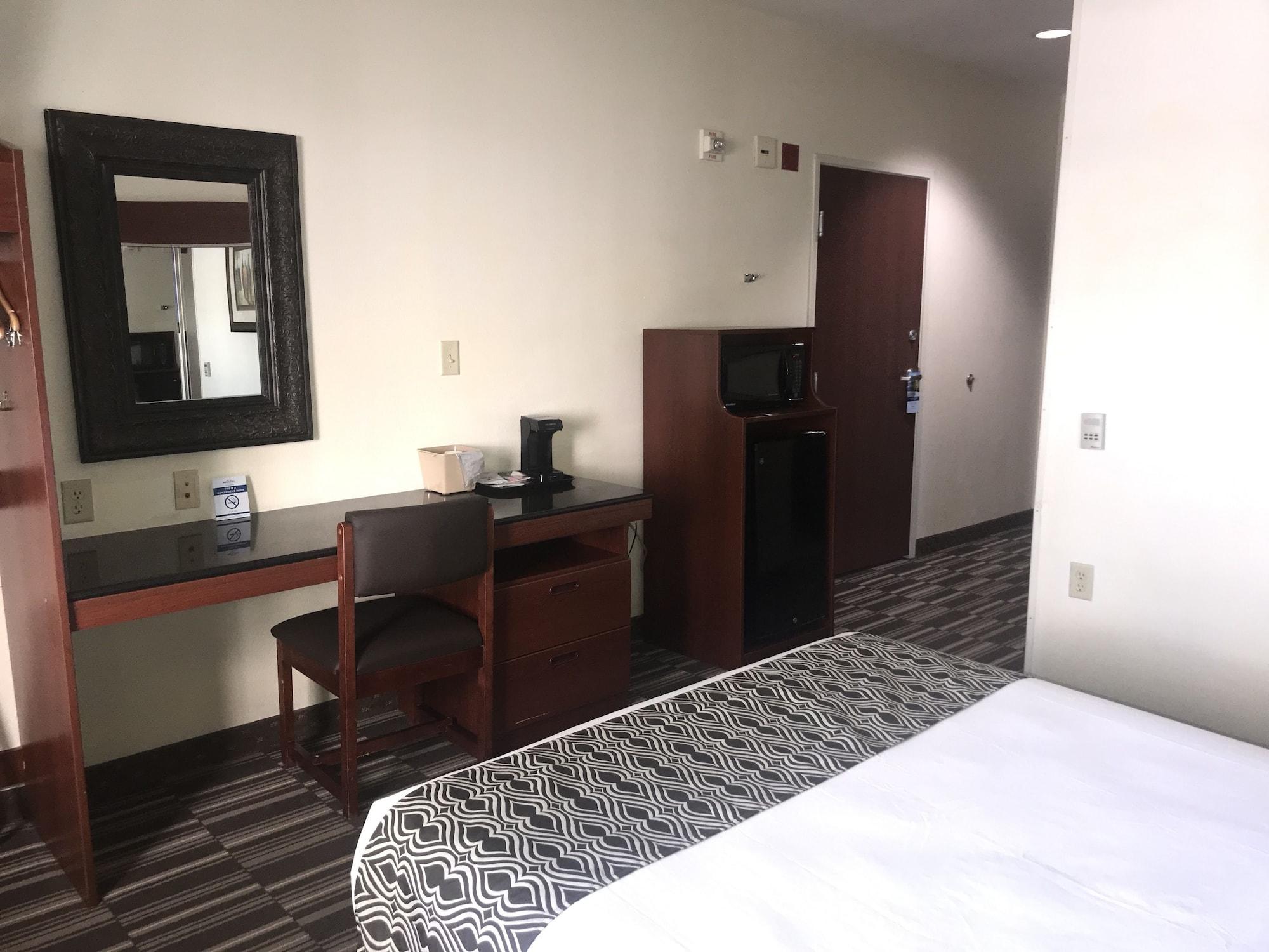 Microtel Inn & Suites By Wyndham Indianapolis Airport Eksteriør bilde