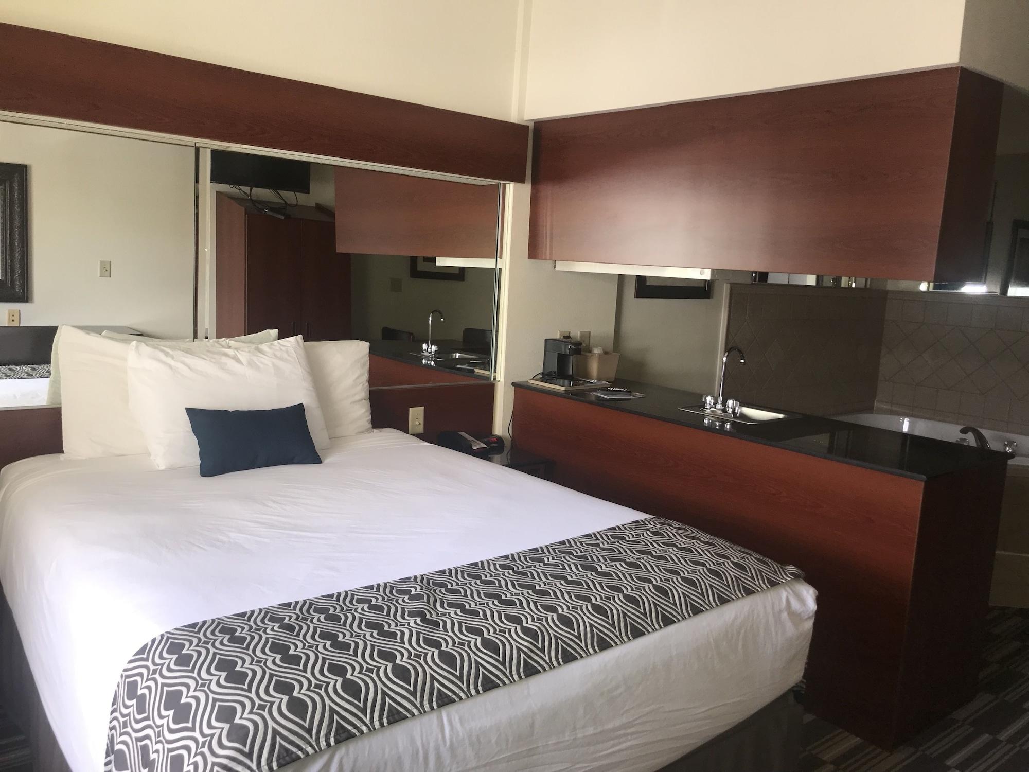 Microtel Inn & Suites By Wyndham Indianapolis Airport Eksteriør bilde