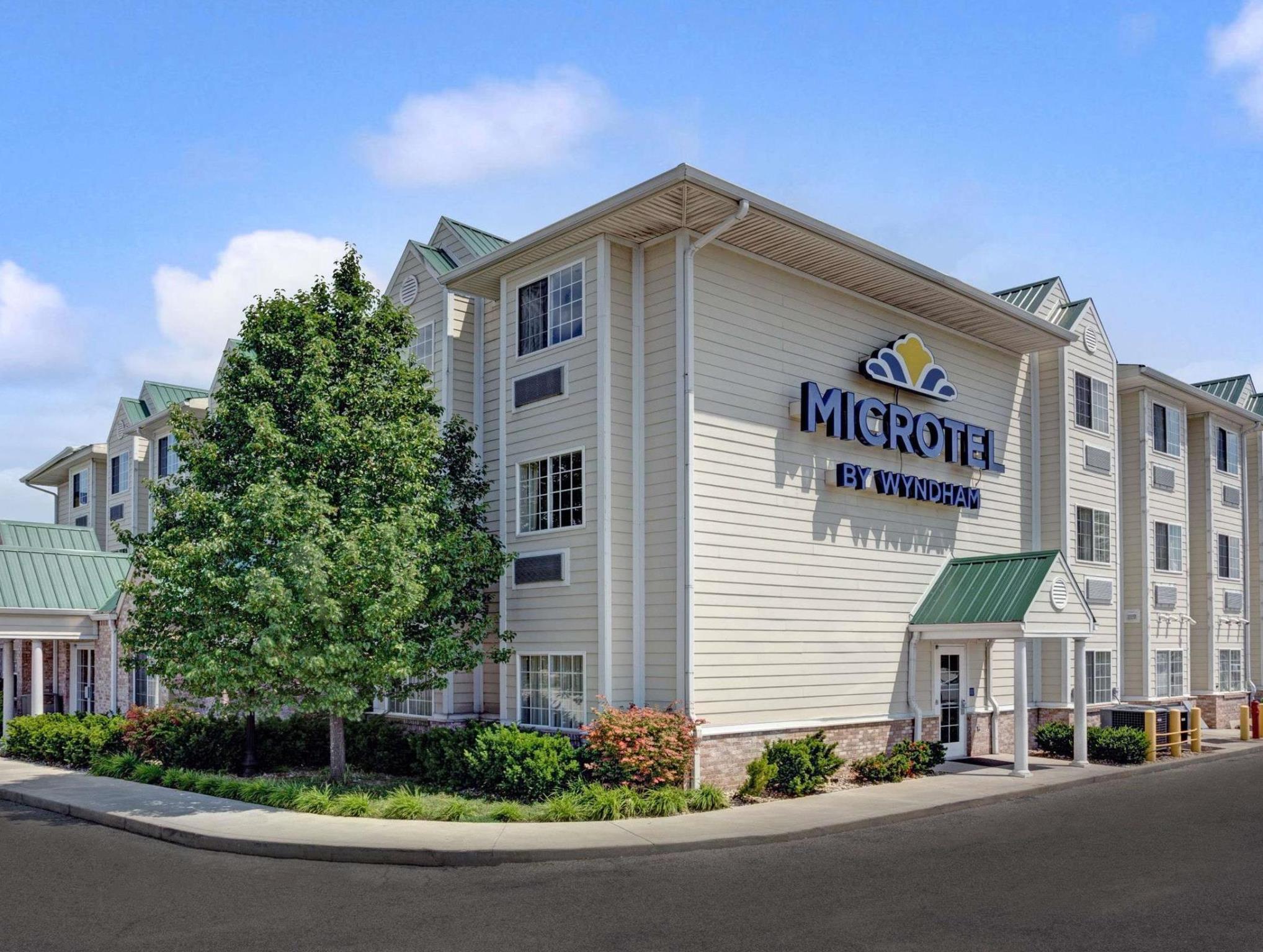 Microtel Inn & Suites By Wyndham Indianapolis Airport Eksteriør bilde