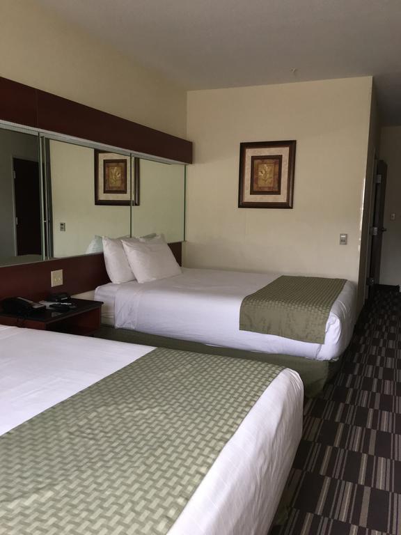 Microtel Inn & Suites By Wyndham Indianapolis Airport Eksteriør bilde