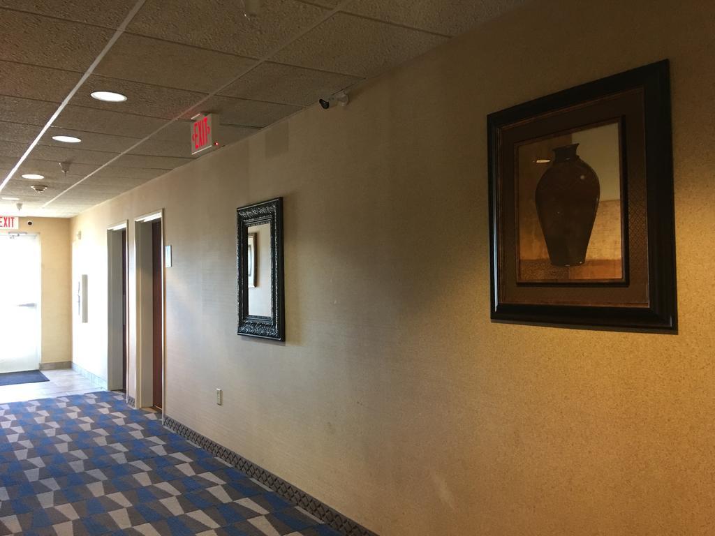 Microtel Inn & Suites By Wyndham Indianapolis Airport Eksteriør bilde