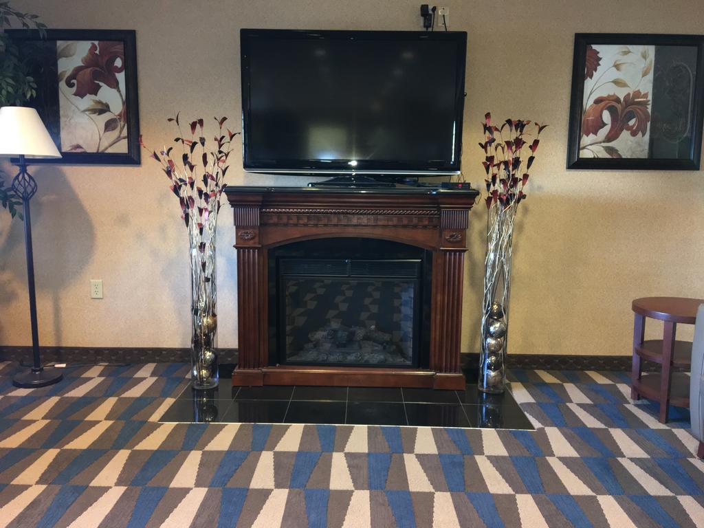 Microtel Inn & Suites By Wyndham Indianapolis Airport Eksteriør bilde